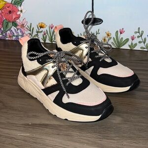 POSH BY POLEMAN WOMEN’S SNEAKERS 39=8
